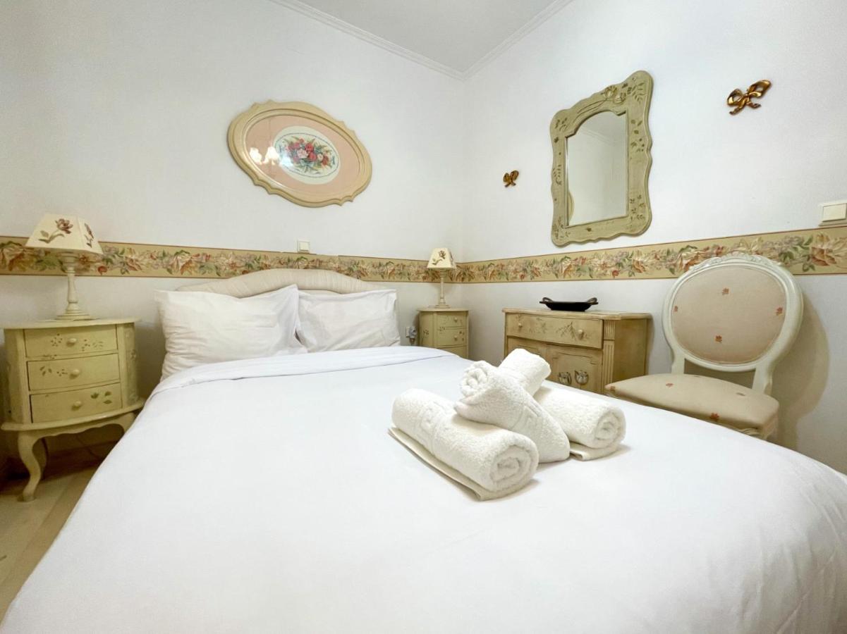 Flora In Nafplia Apartment นาฟปลิโอ ภายนอก รูปภาพ
