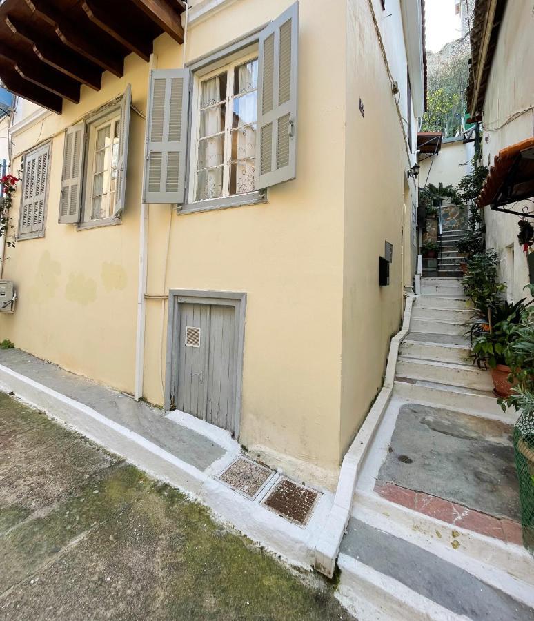 Flora In Nafplia Apartment นาฟปลิโอ ภายนอก รูปภาพ